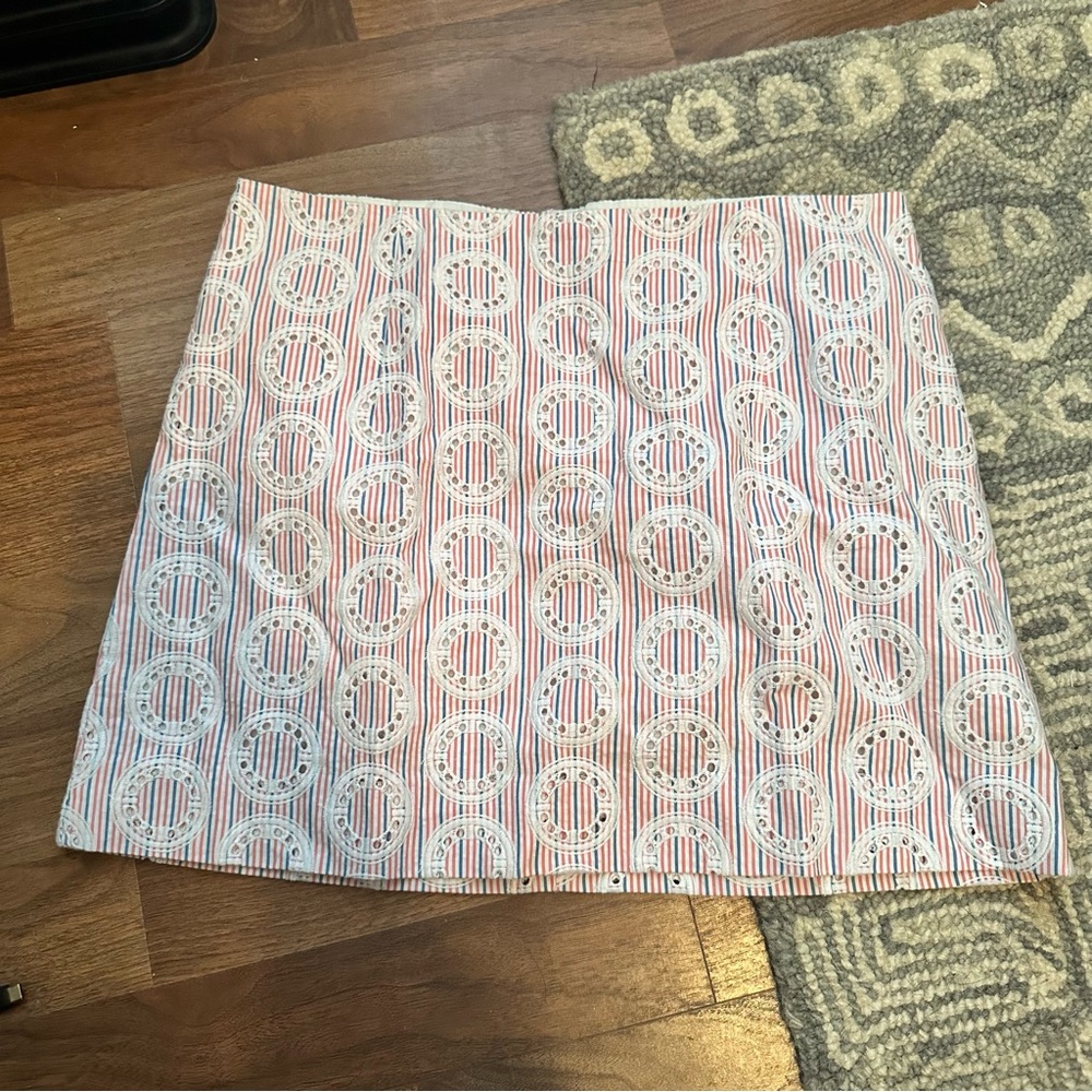 POSH STORE CLOSING
Lilly Pulitzer light red, blue and White Mini Skirt